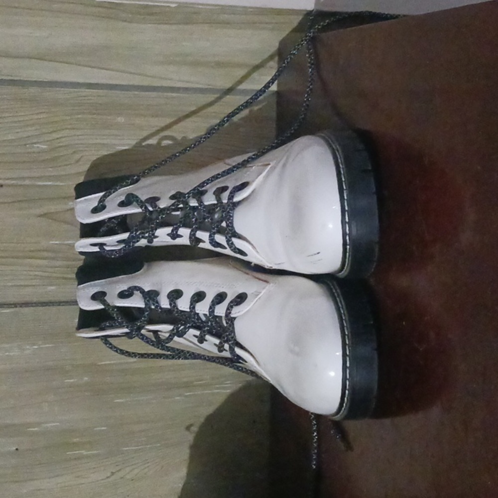 Limelight boots